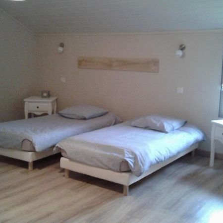 Au Passage Des Grues Bed & Breakfast Drosnay Bagian luar foto