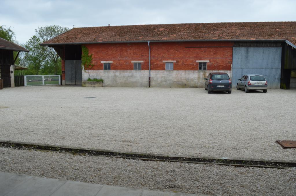 Au Passage Des Grues Bed & Breakfast Drosnay Bagian luar foto